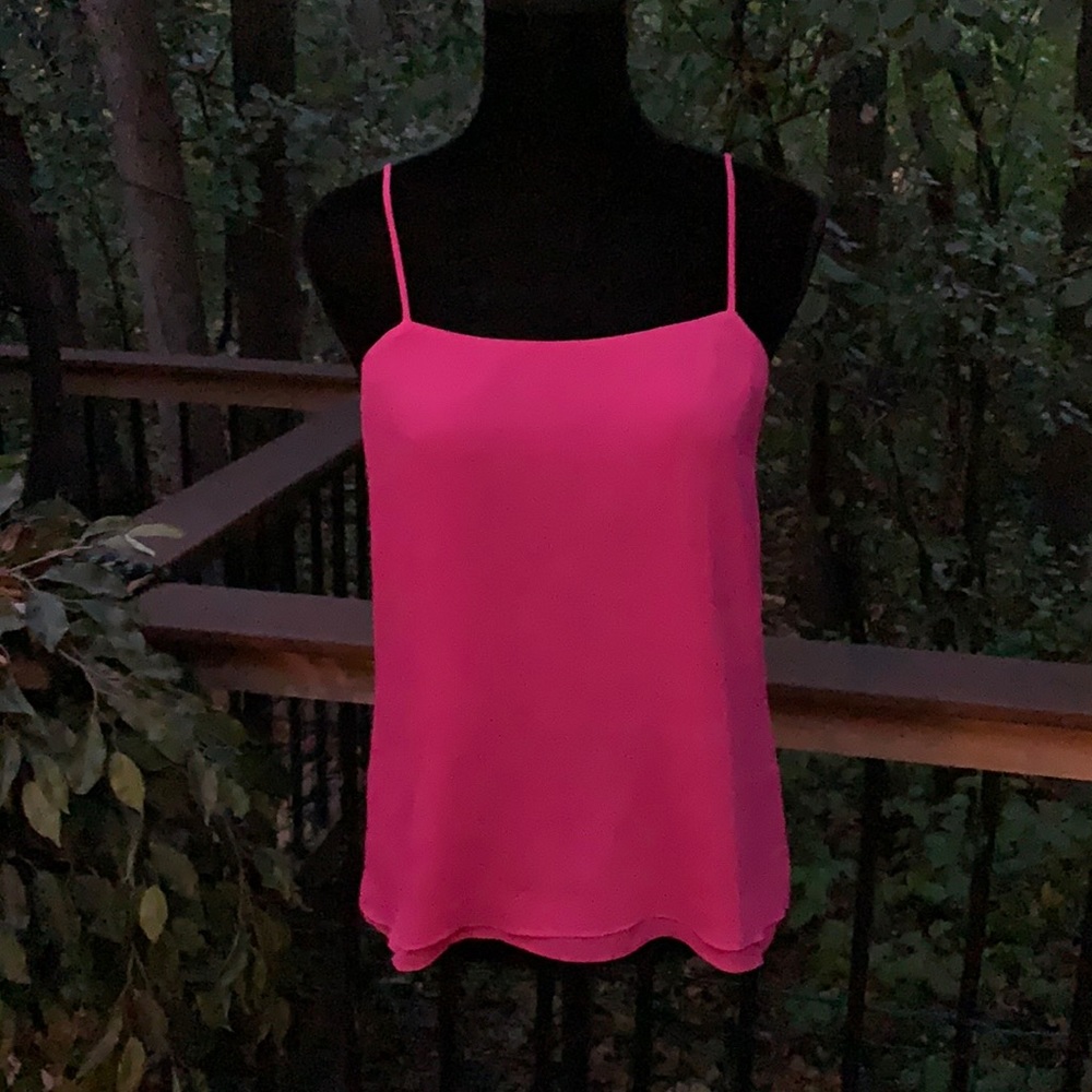 NWT Jones & Co fuschia tiered cami